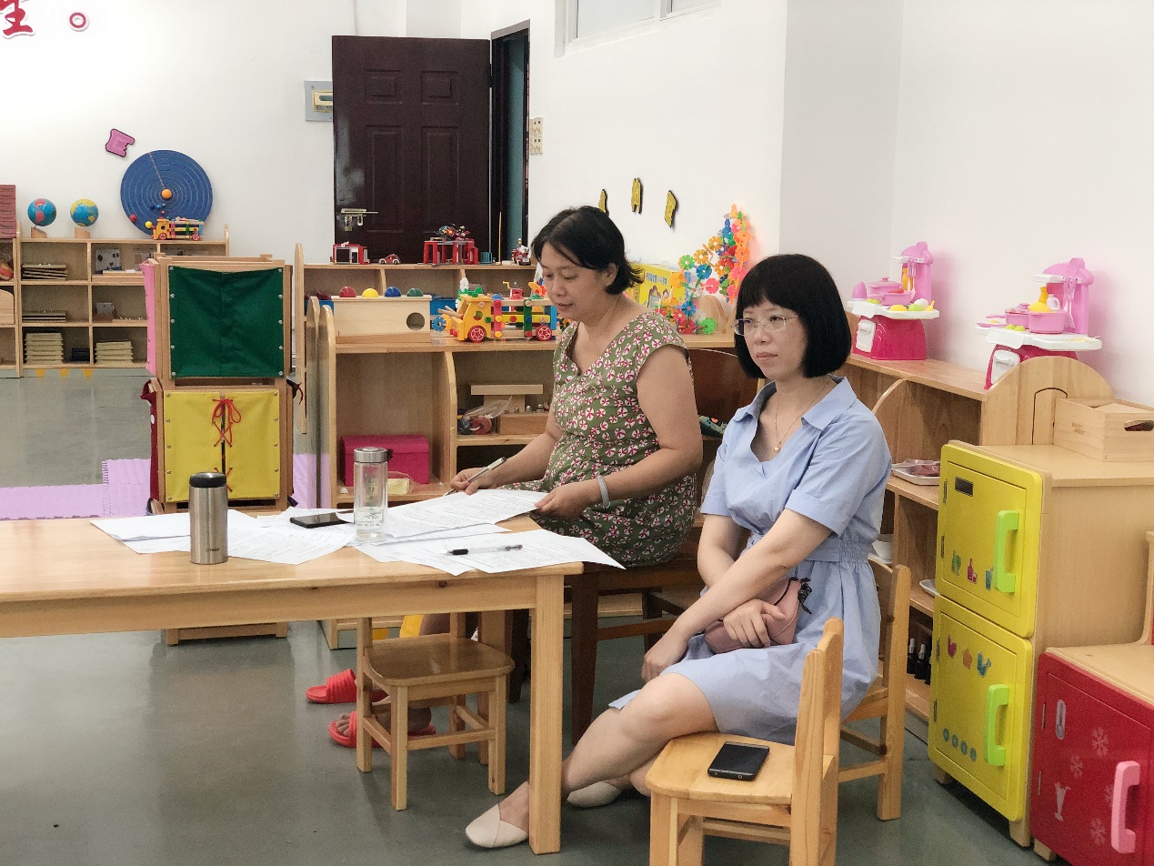 评委正在严谨地评分1