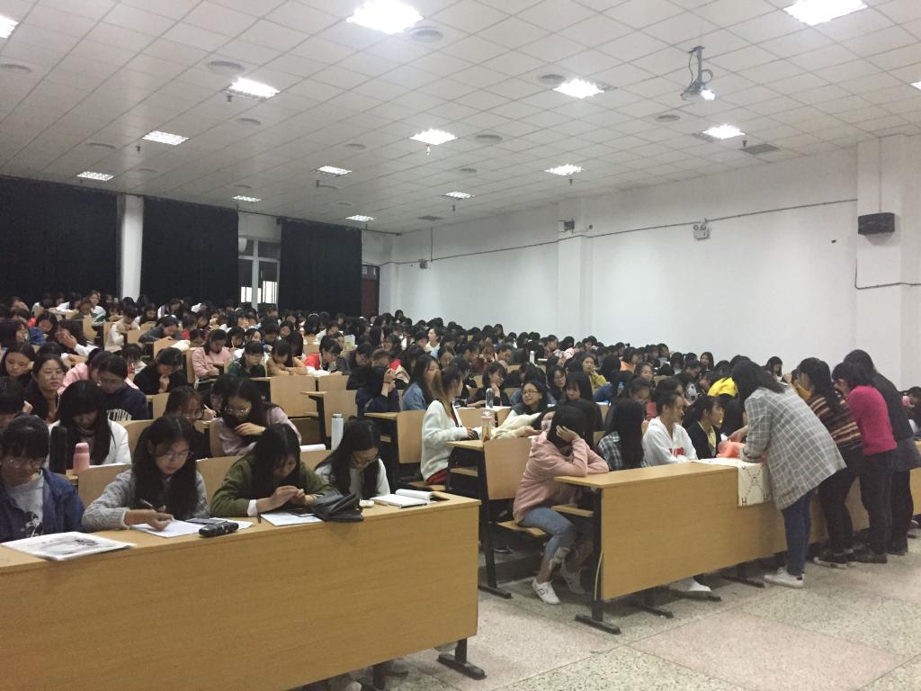 讲座现场的互动环节